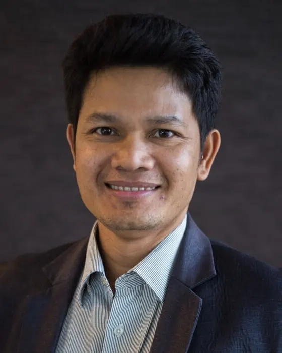 Portrait of Soeung Saroeun